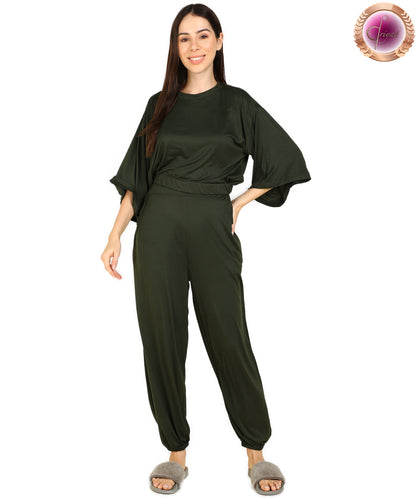 Weightless Work from Home Set Olive